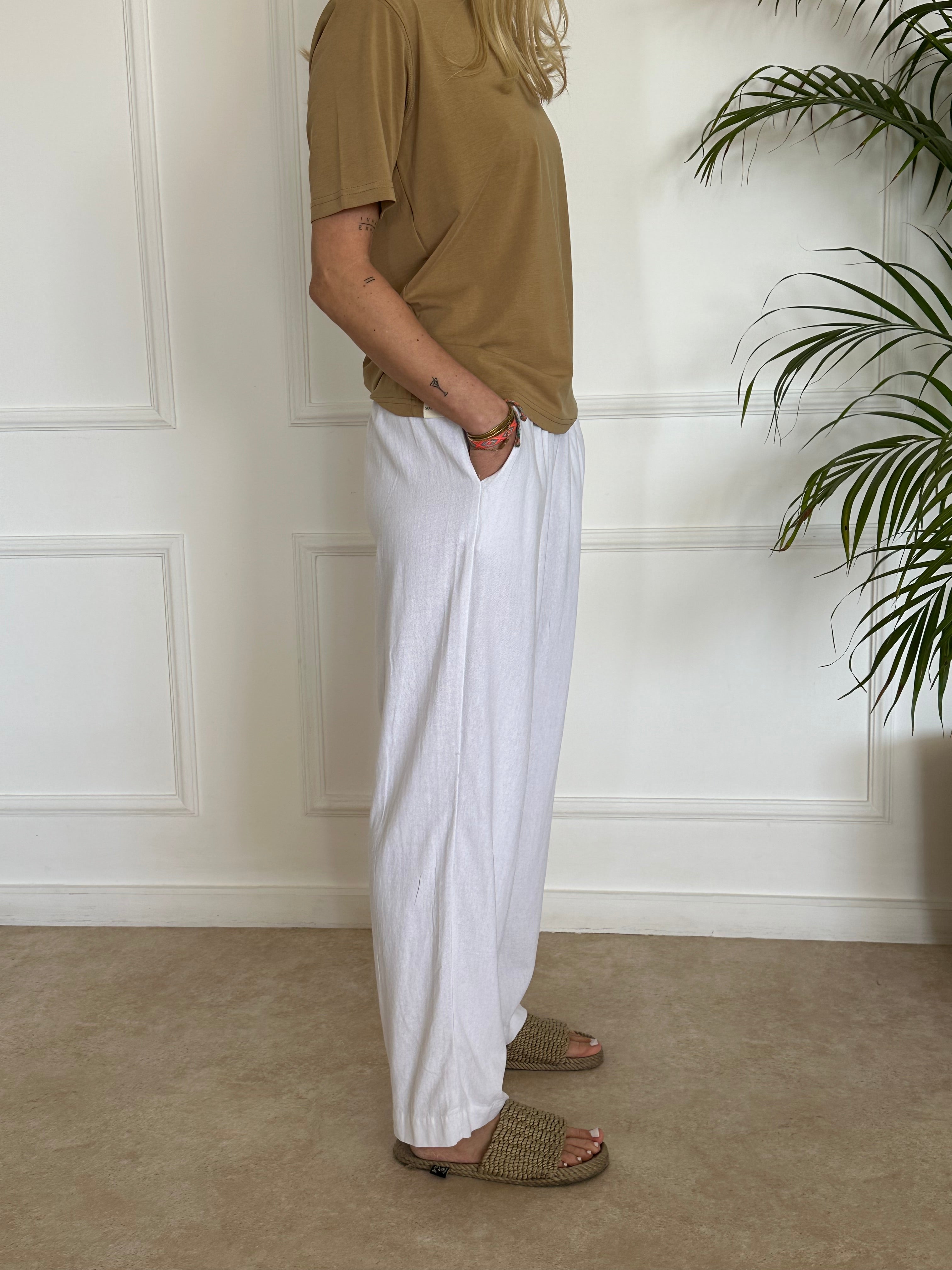 מכנסי ריזורט פשתן לבנים