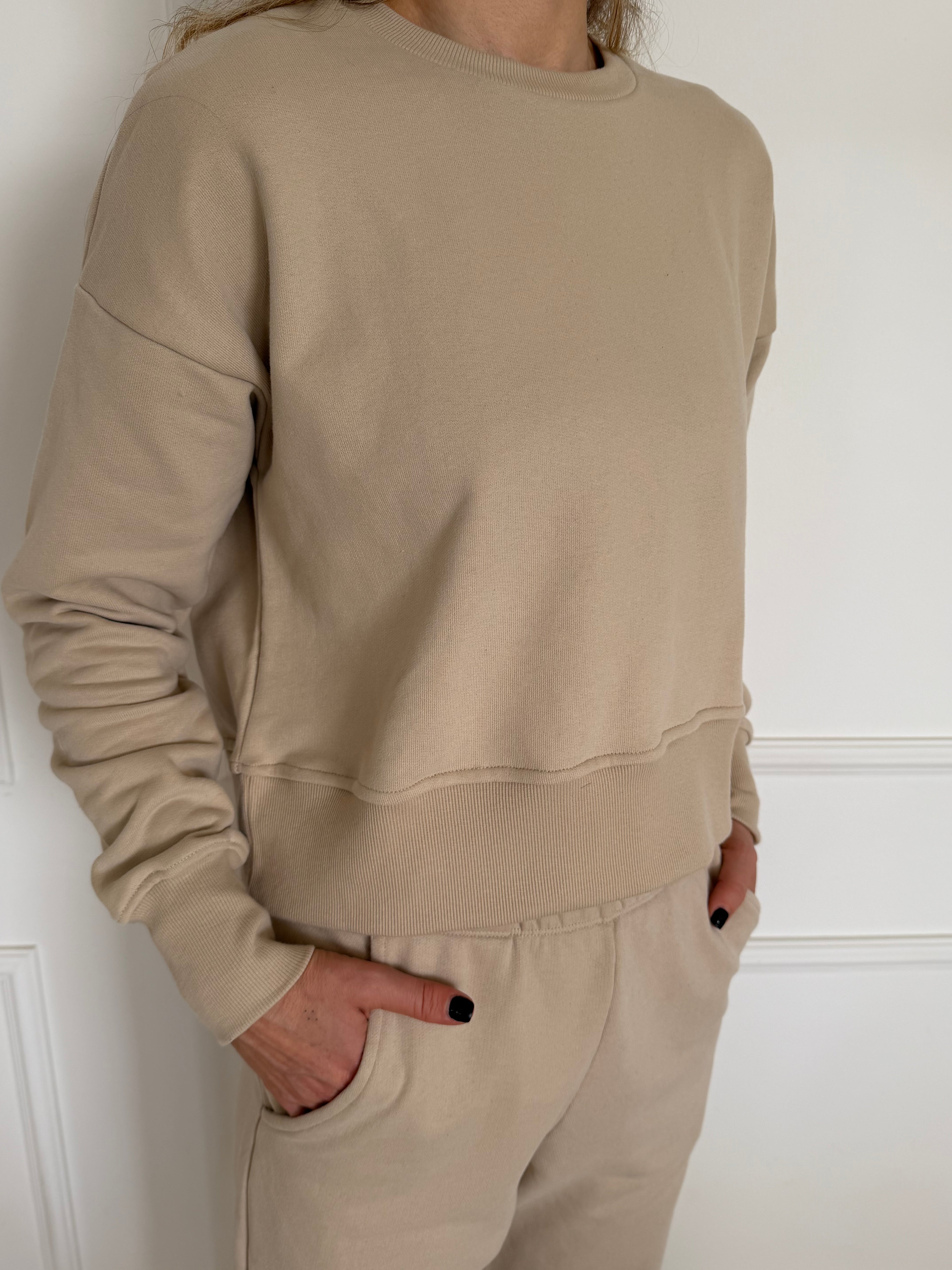 סווטשירט קרופ NEW JERSEY אופוויט