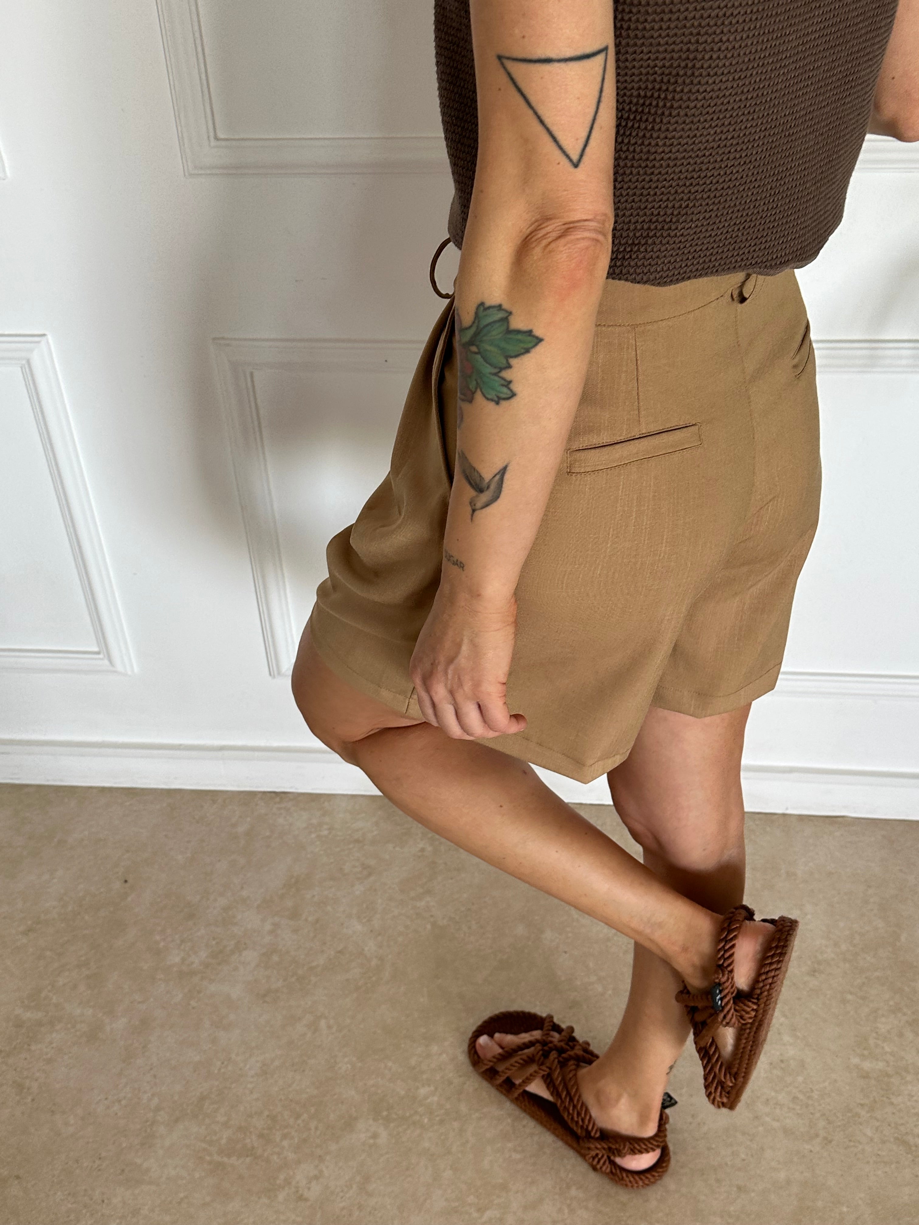 מכנסי ברך צ&