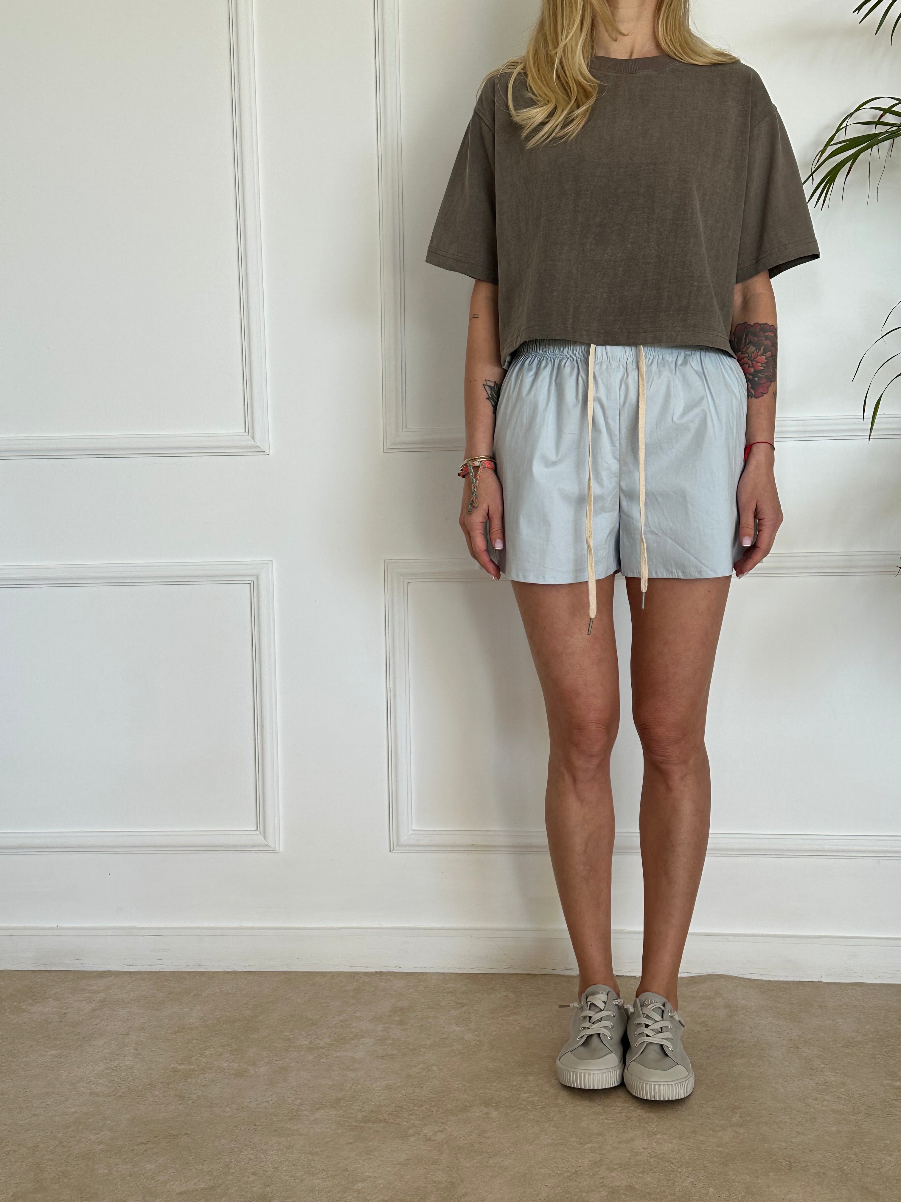 מכנסיים קצרים TLV תכלת