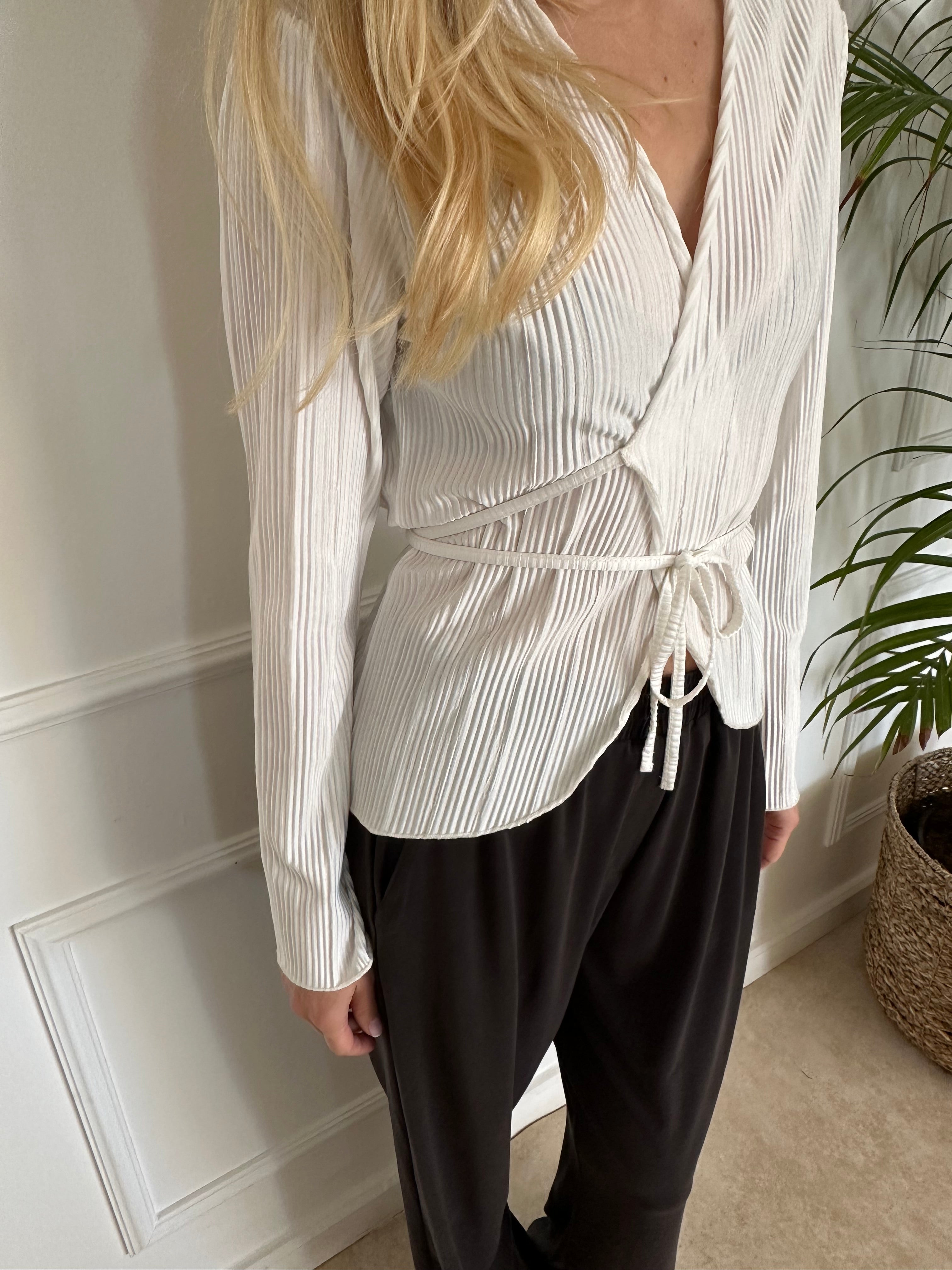 חולצת קשירה פליסה