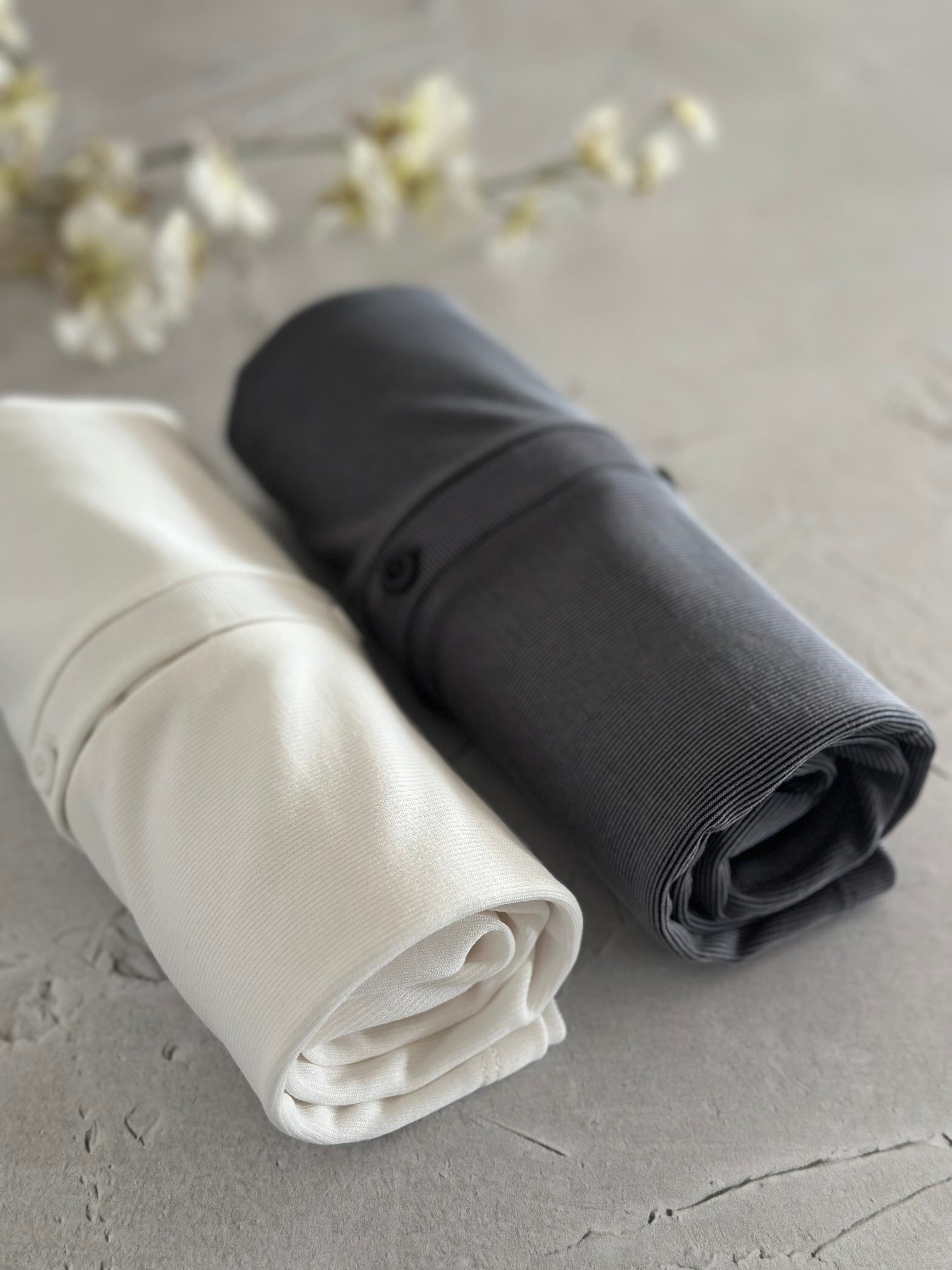 מארז 2 טופ כפתורים לבן + אפור פסים דקים