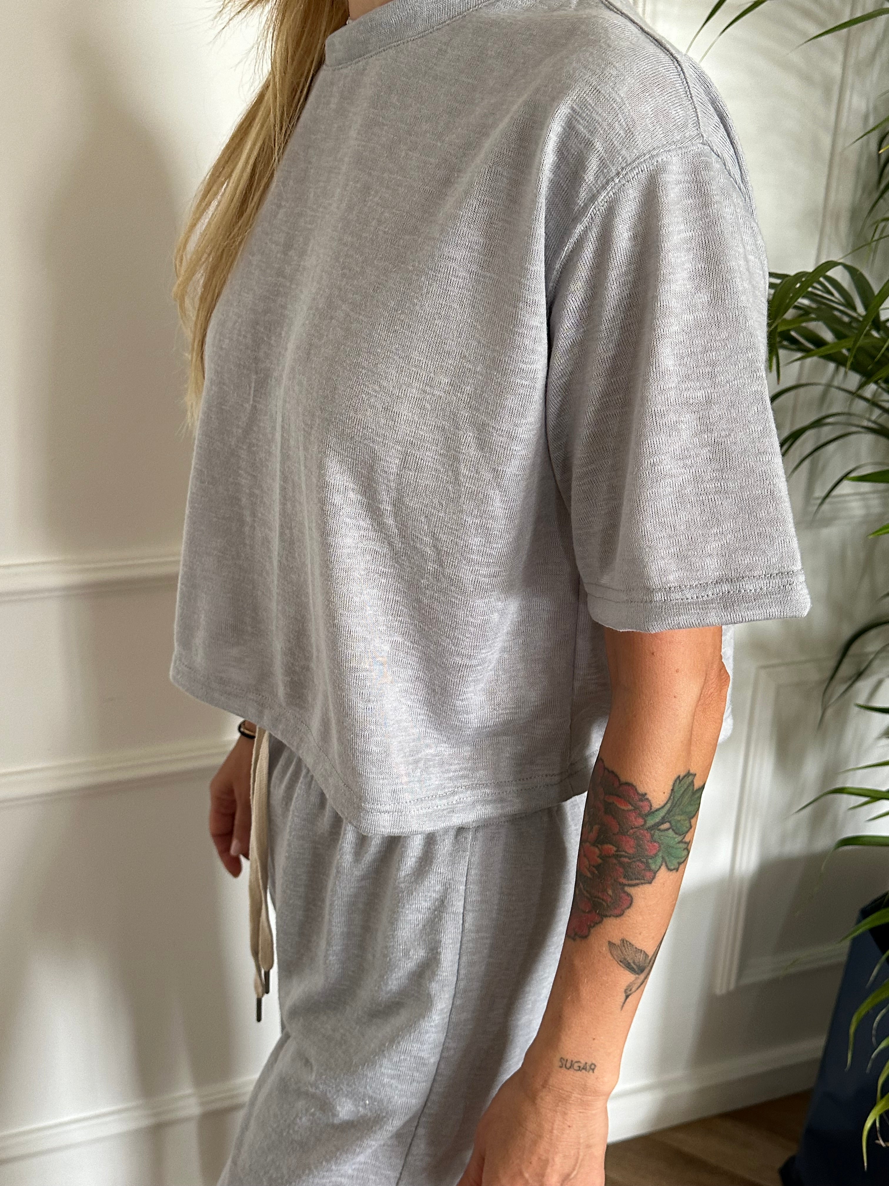 חולצת קרופ ALEX סלאב אבן