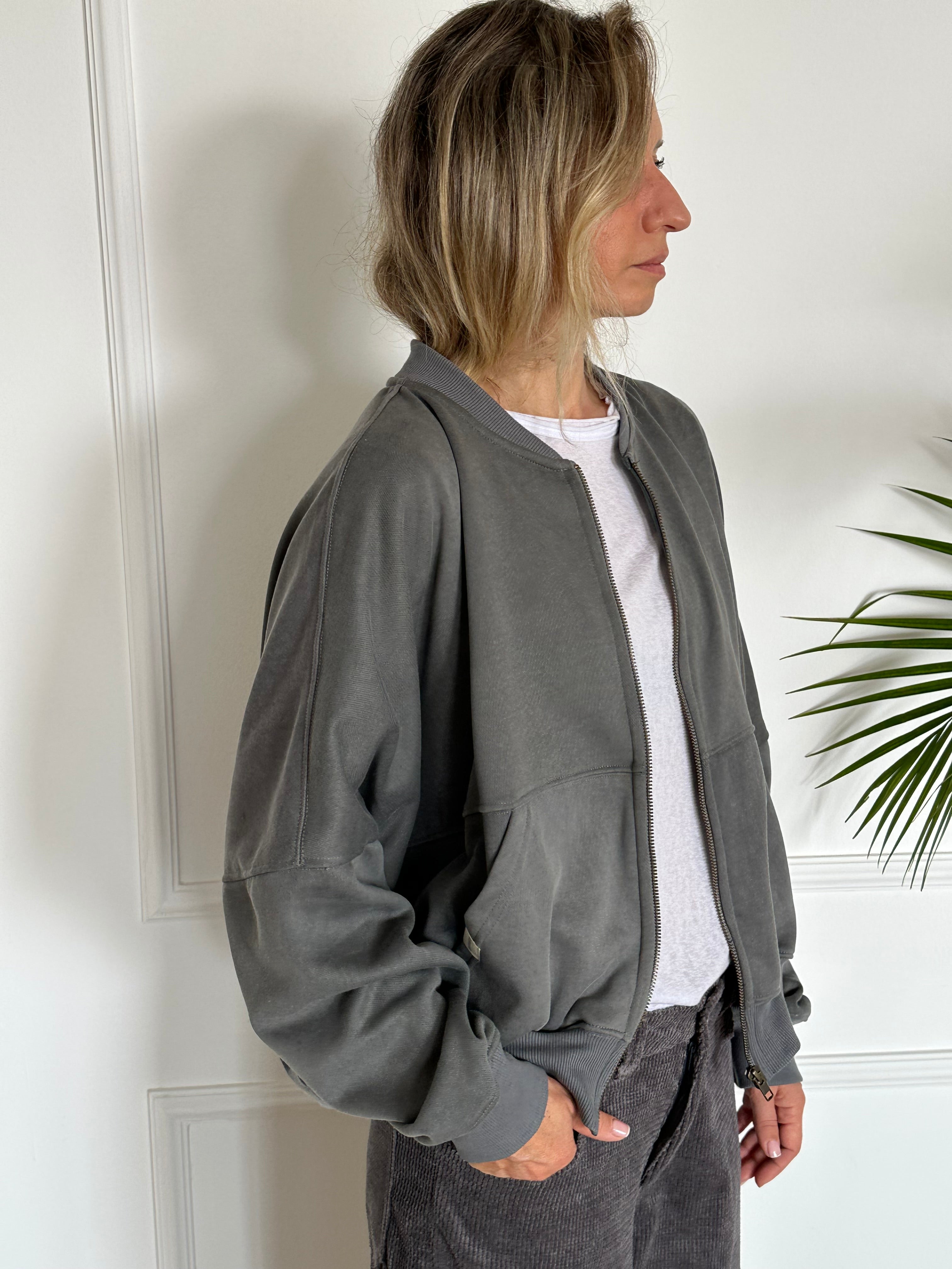 בומבר פרנץ&