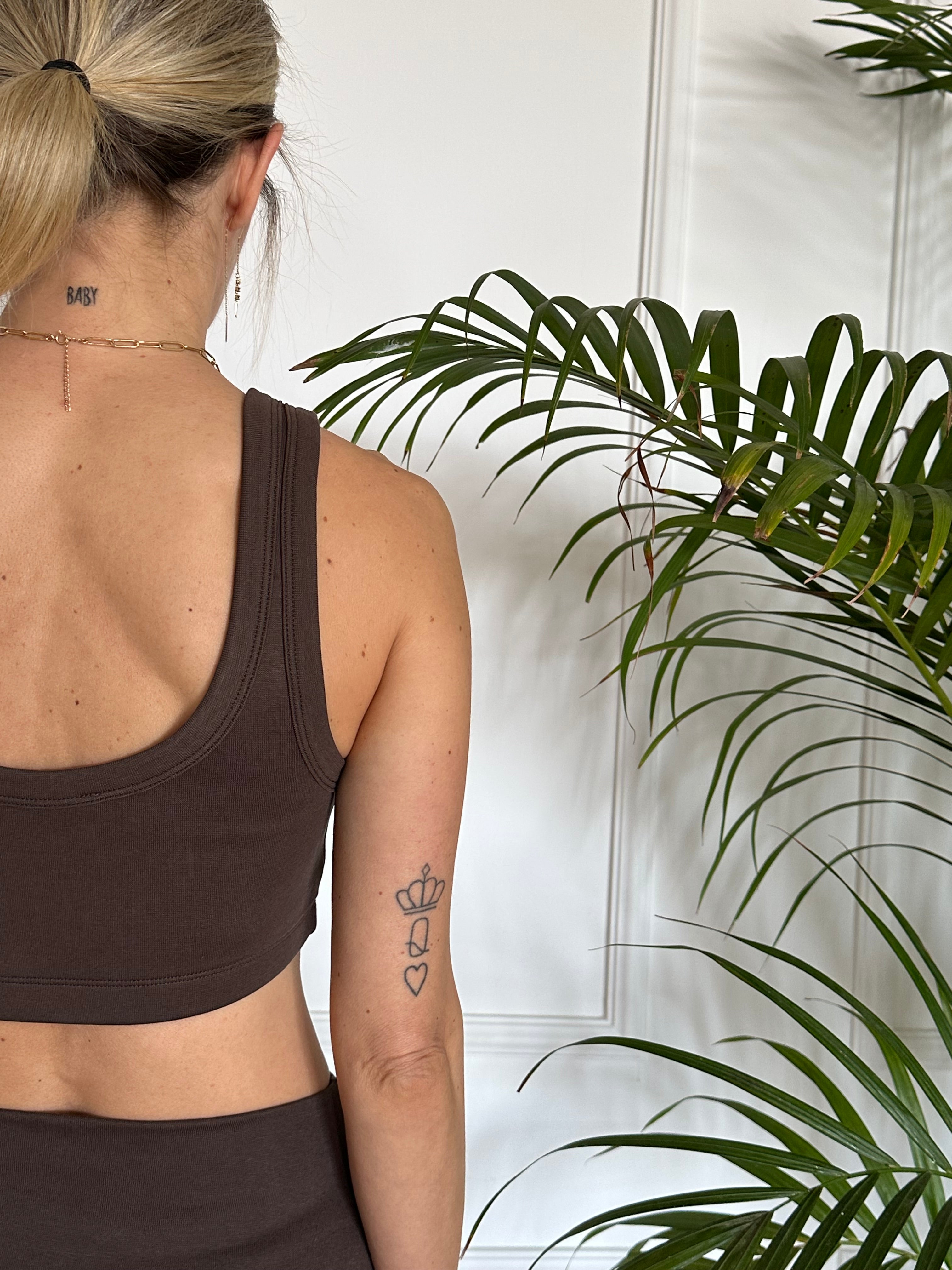 טופ יוגה סטון ווש BROWNIE