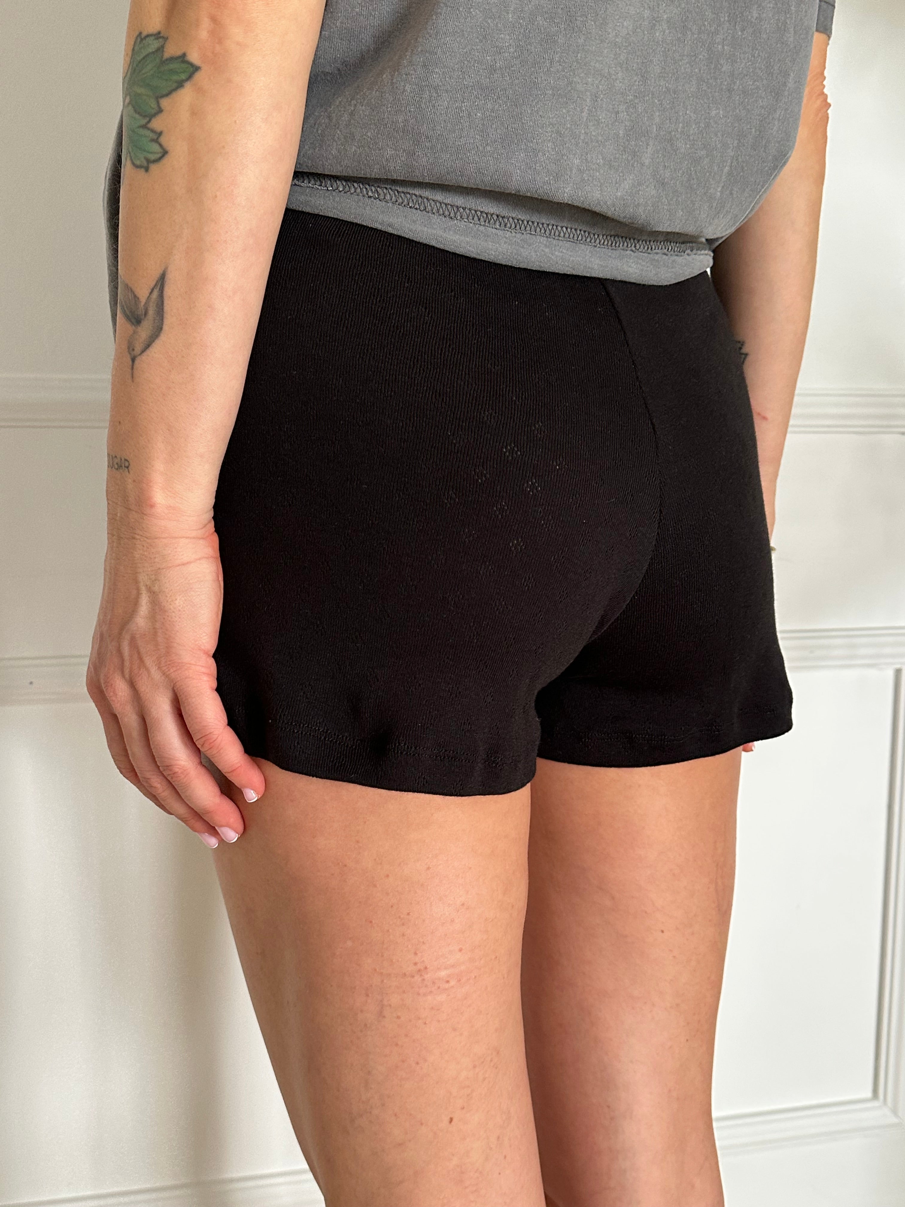 טייץ קצר בייסיק פונטל שחור