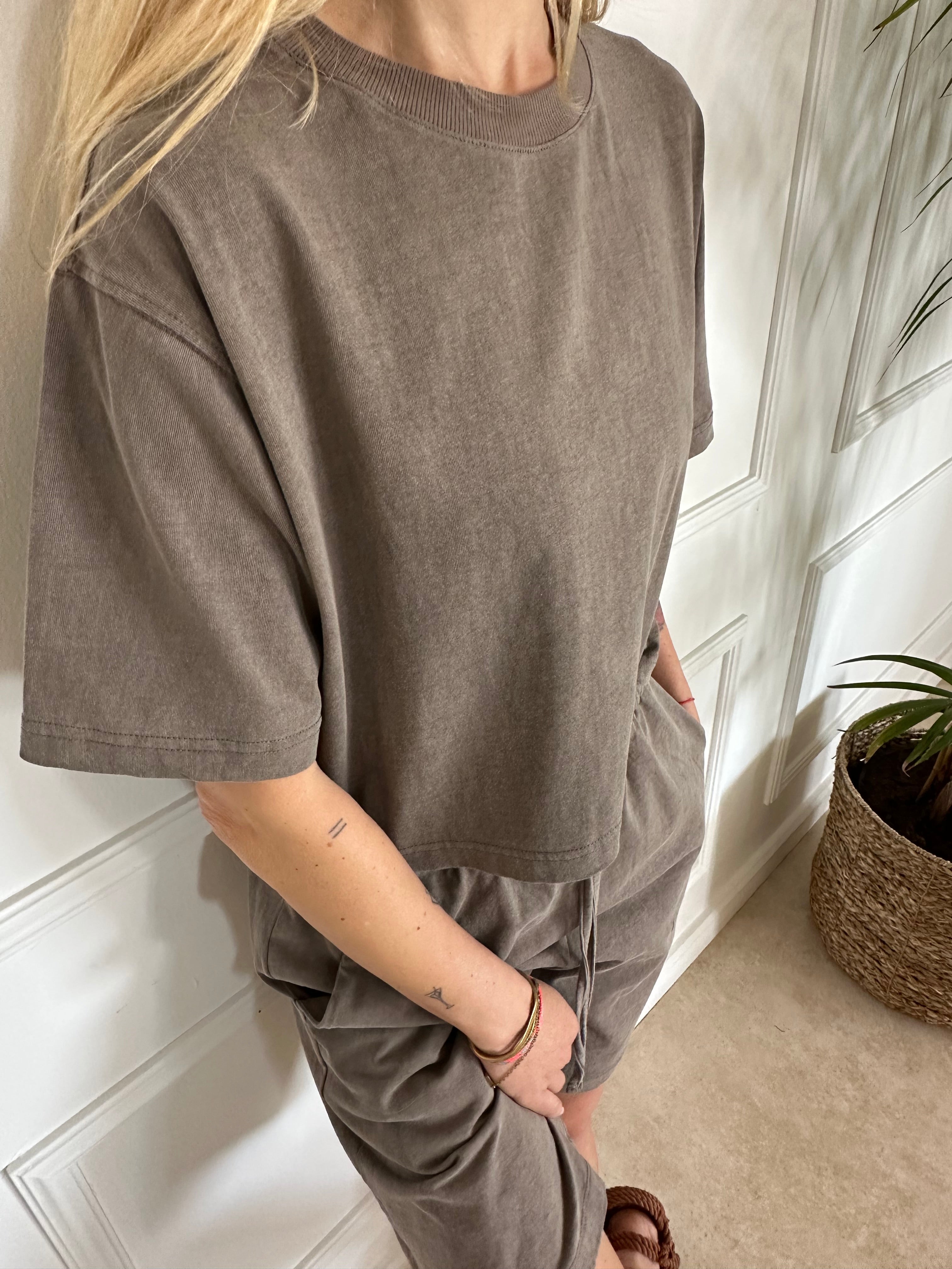 טי שירט קרופ חומה