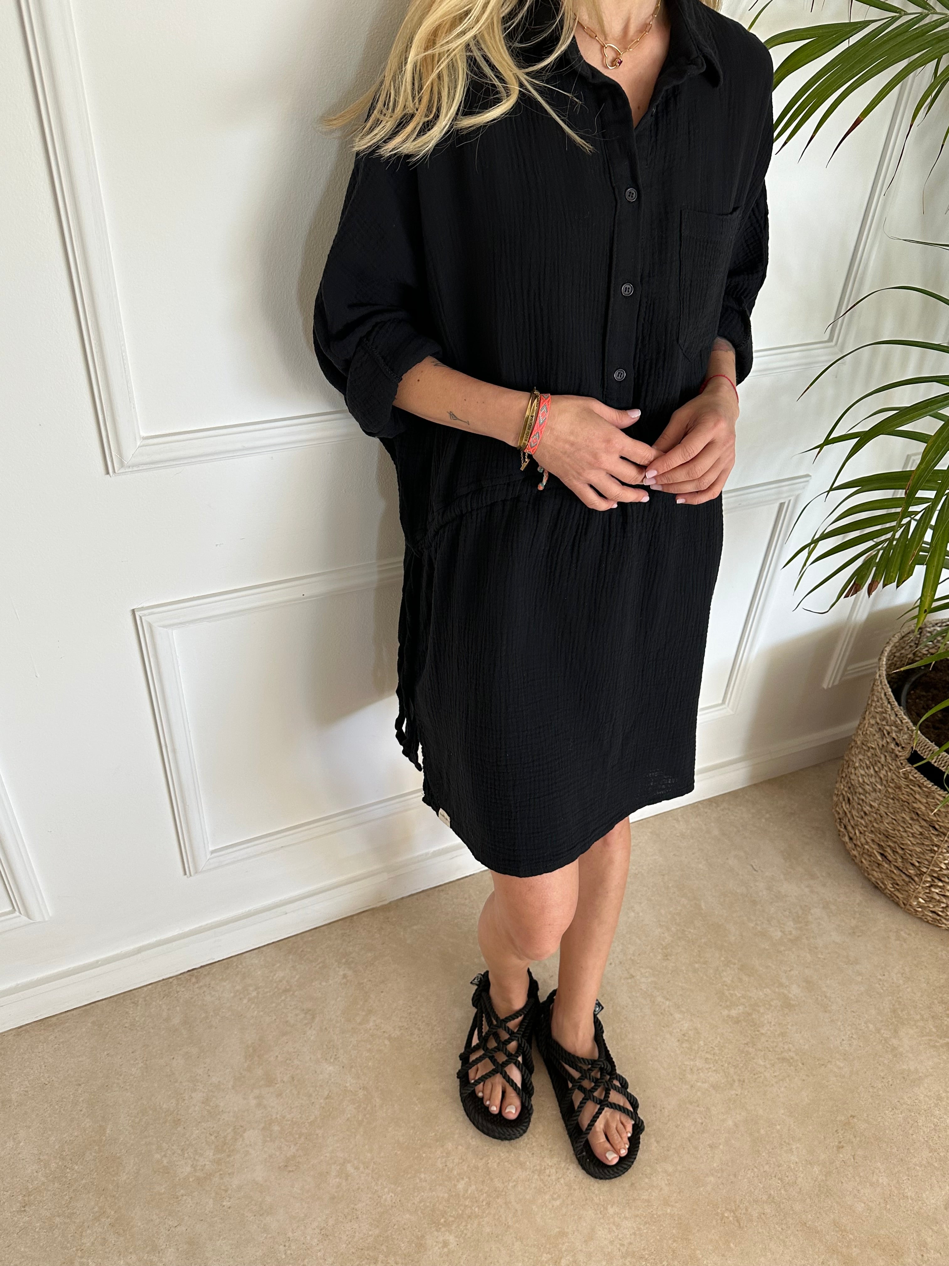 חולצת אוברסייז טטרה שחורה