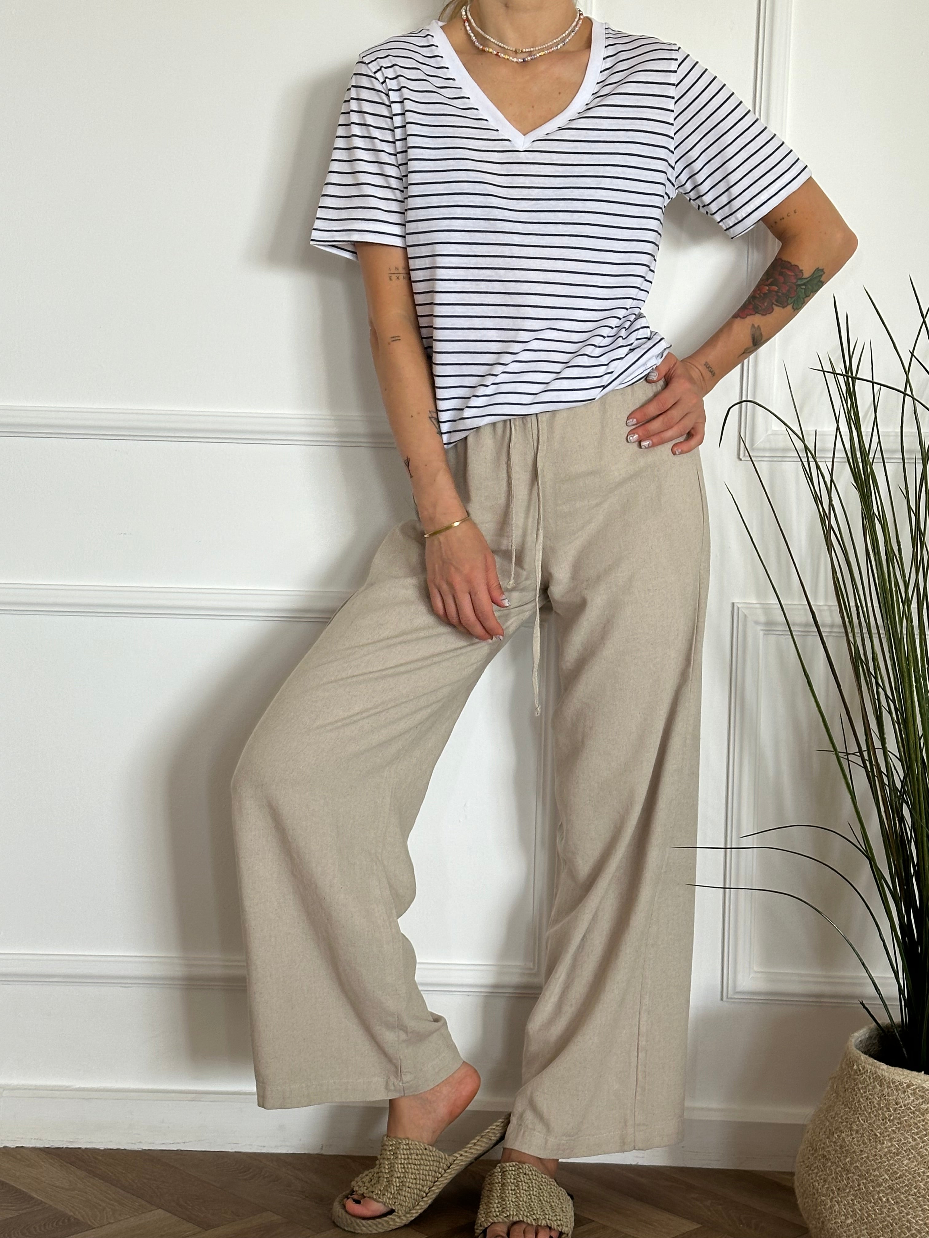 חולצת וי פסים נייבי