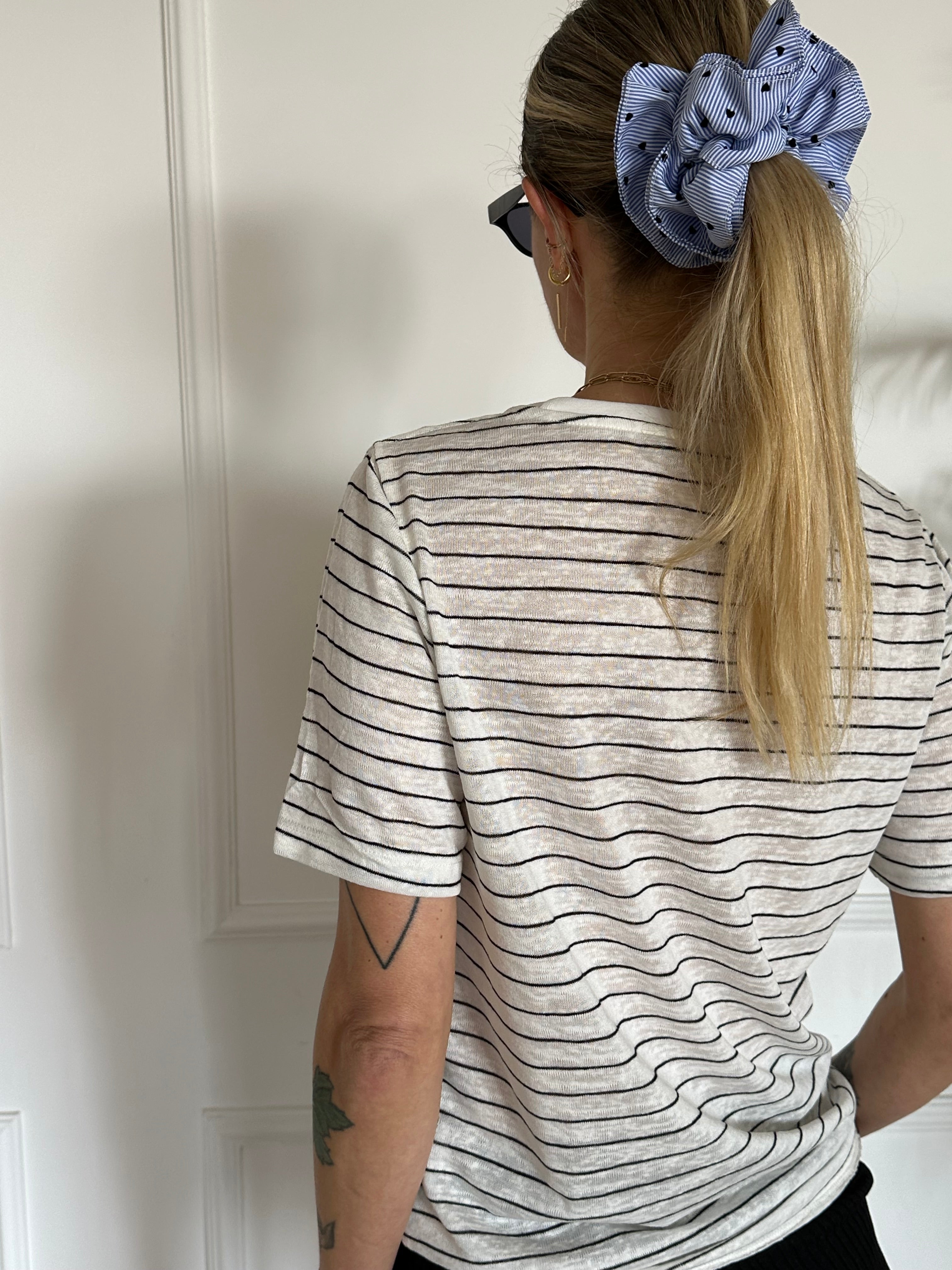 טי שירט EVA פסים שחורים