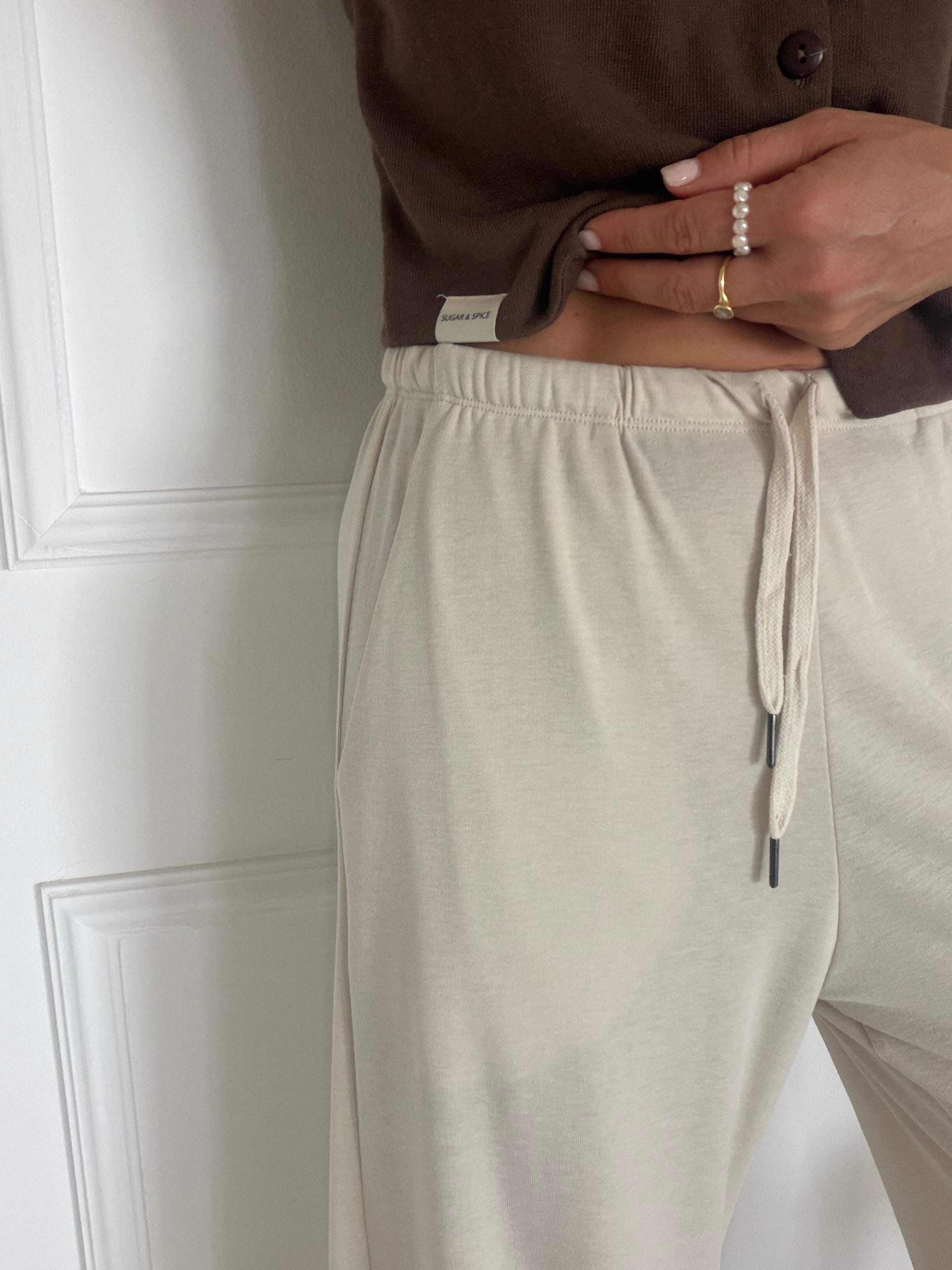 מכנסי 7/8 כותנת עננים OFFWHITE