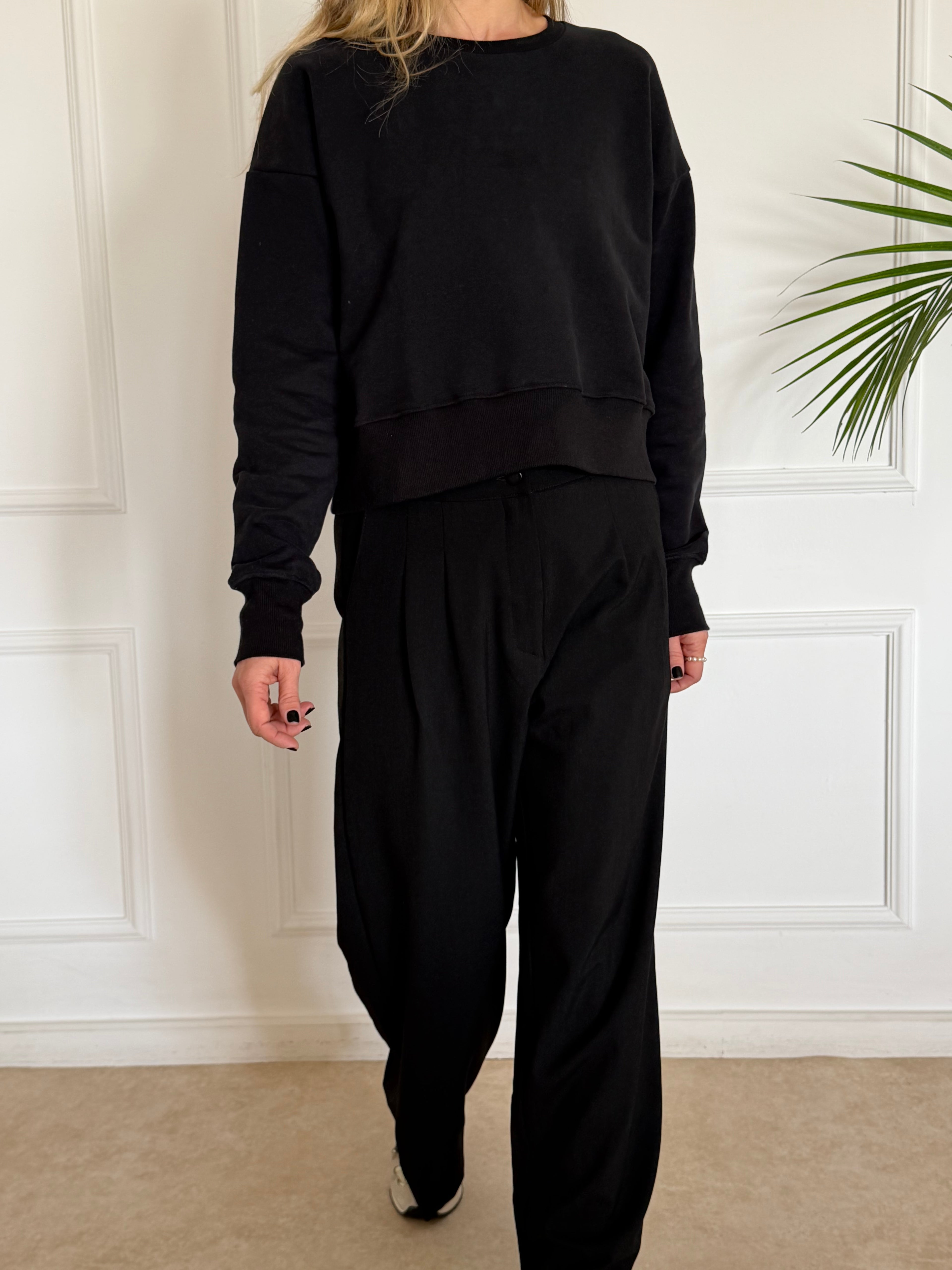 סווטשירט קרופ NEW JERSEY שחור