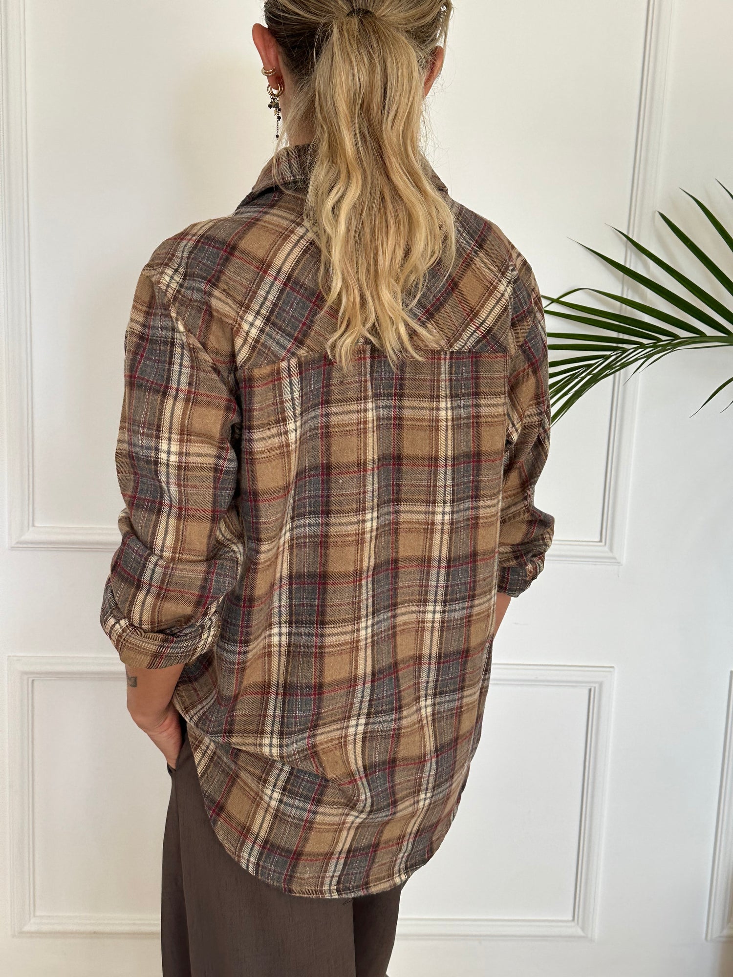 חולצת SOHO משבצות חומות