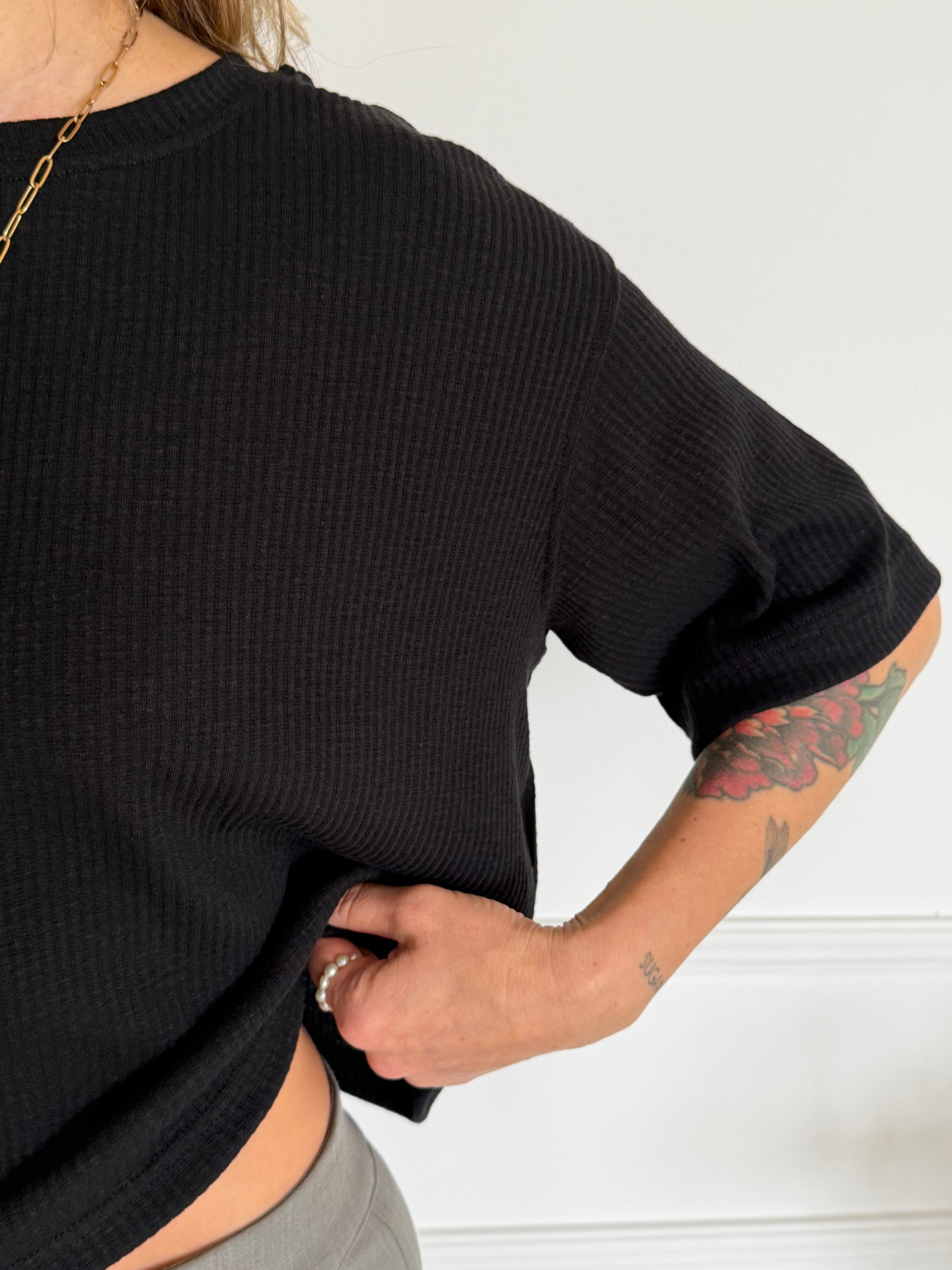 טי שירט קרופ ריב שחורה