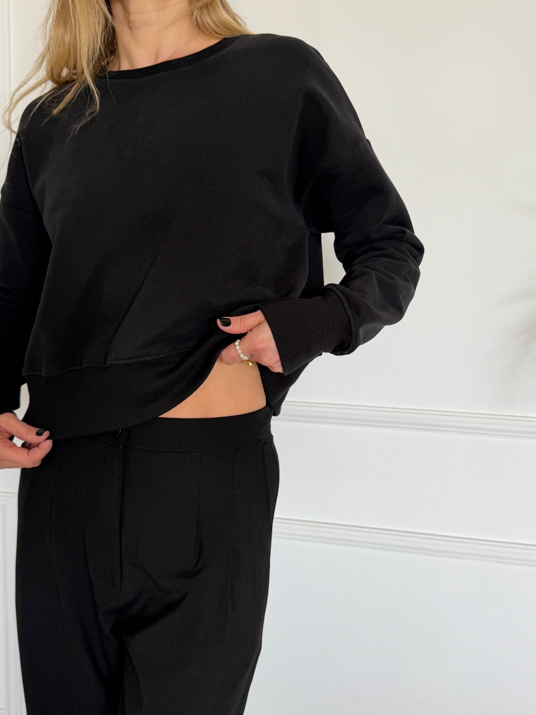 סווטשירט קרופ NEW JERSEY שחור