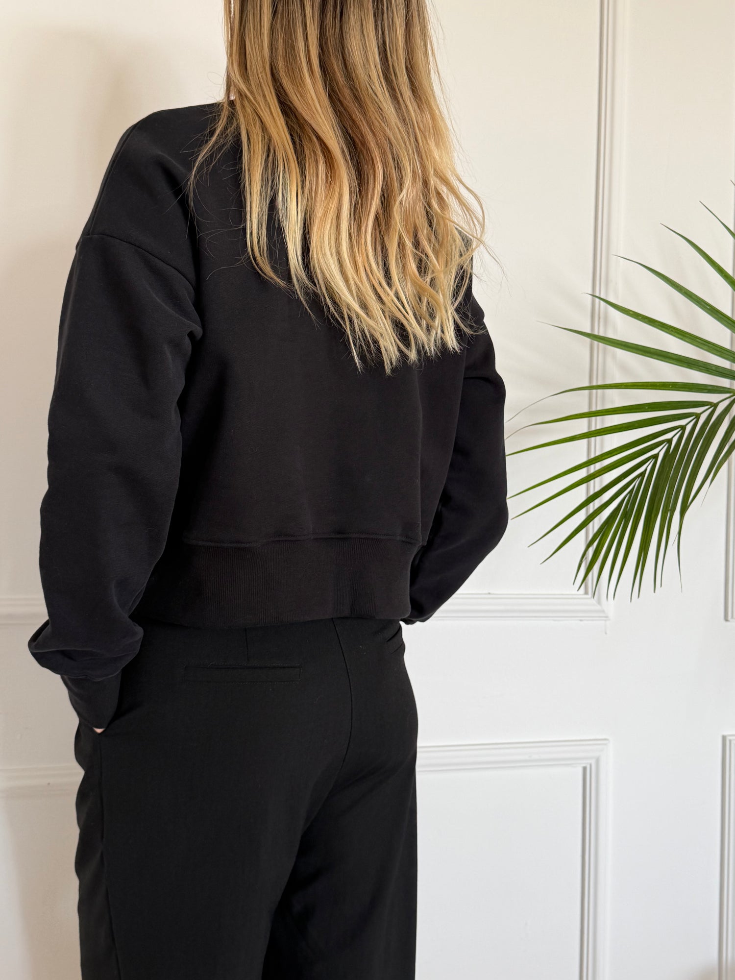 סווטשירט קרופ NEW JERSEY שחור