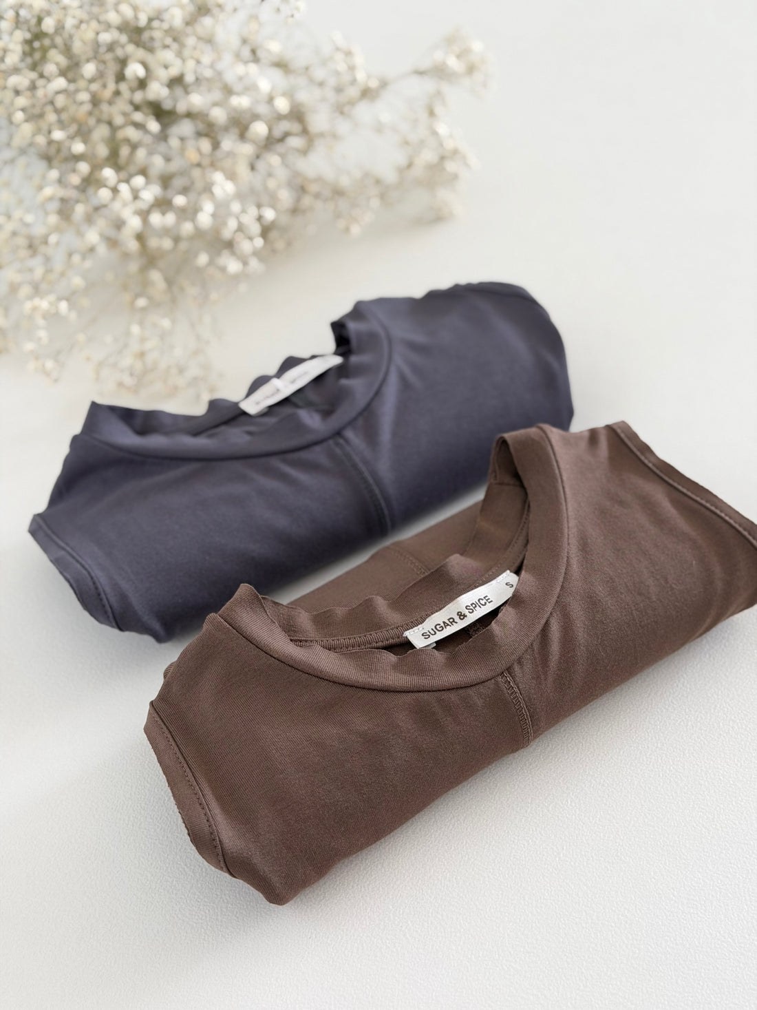 מארז 2 גופיית יוגה -חומה + אפורה