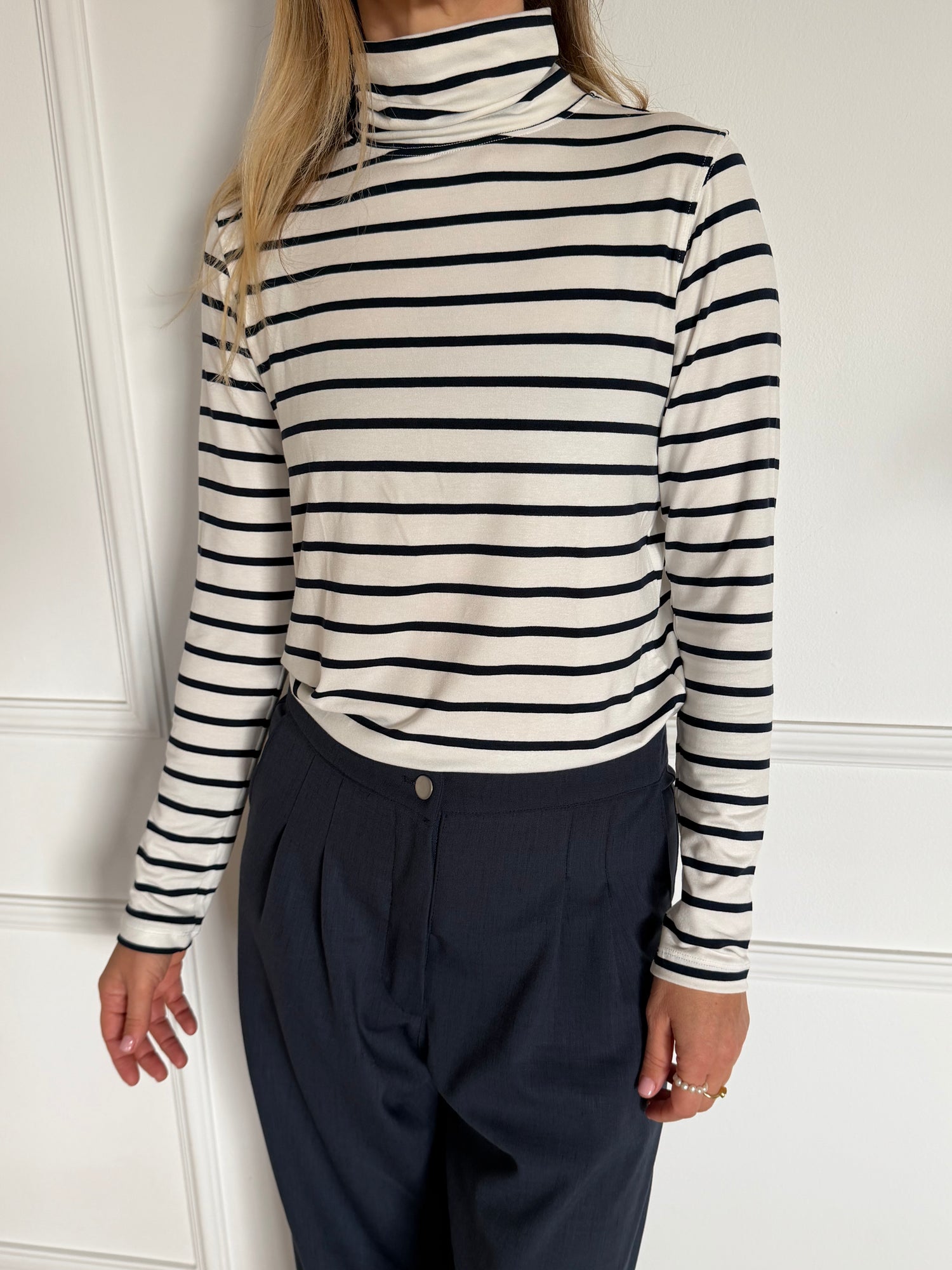 גולף פסים לבן