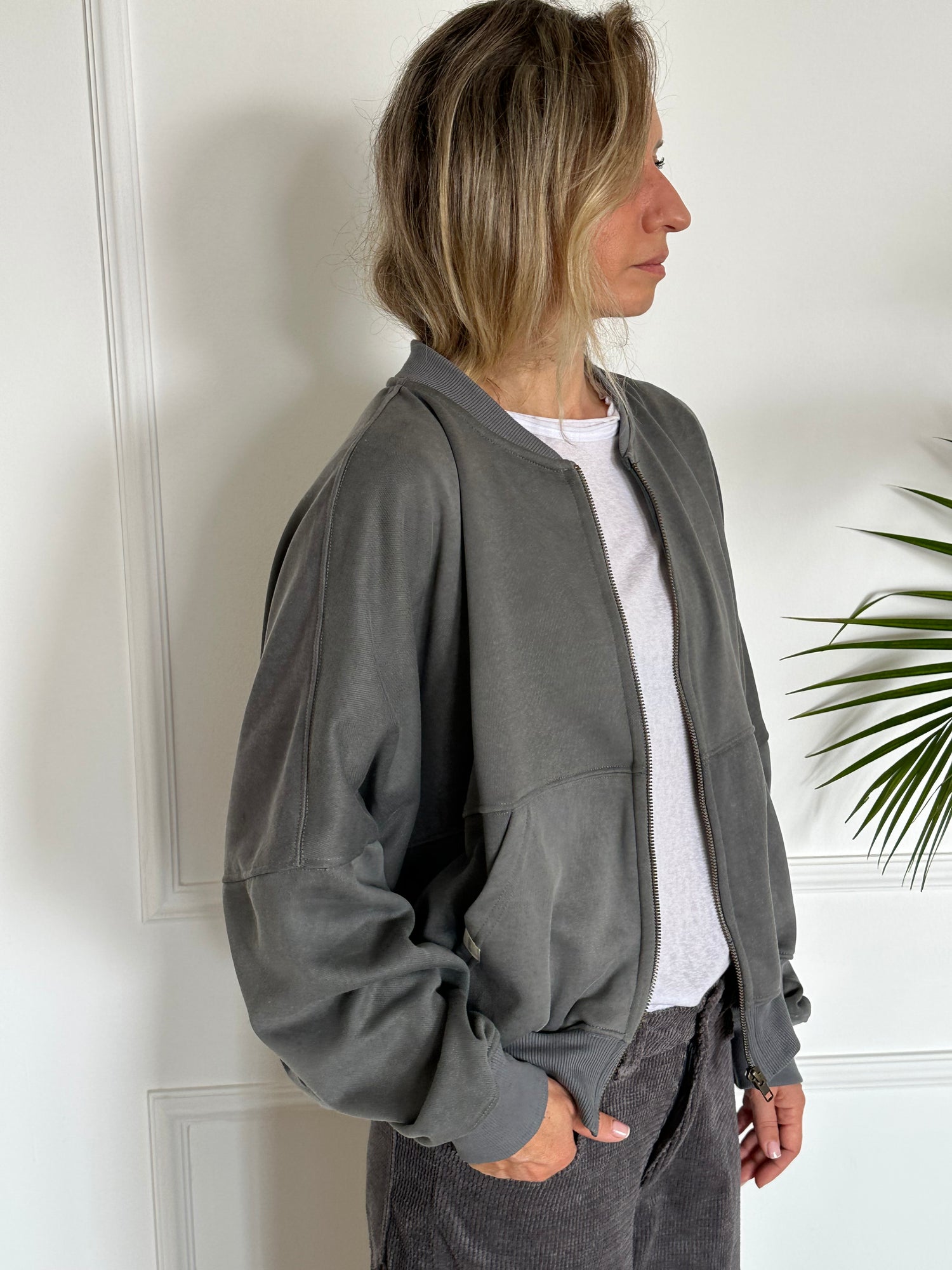 בומבר פרנץ&