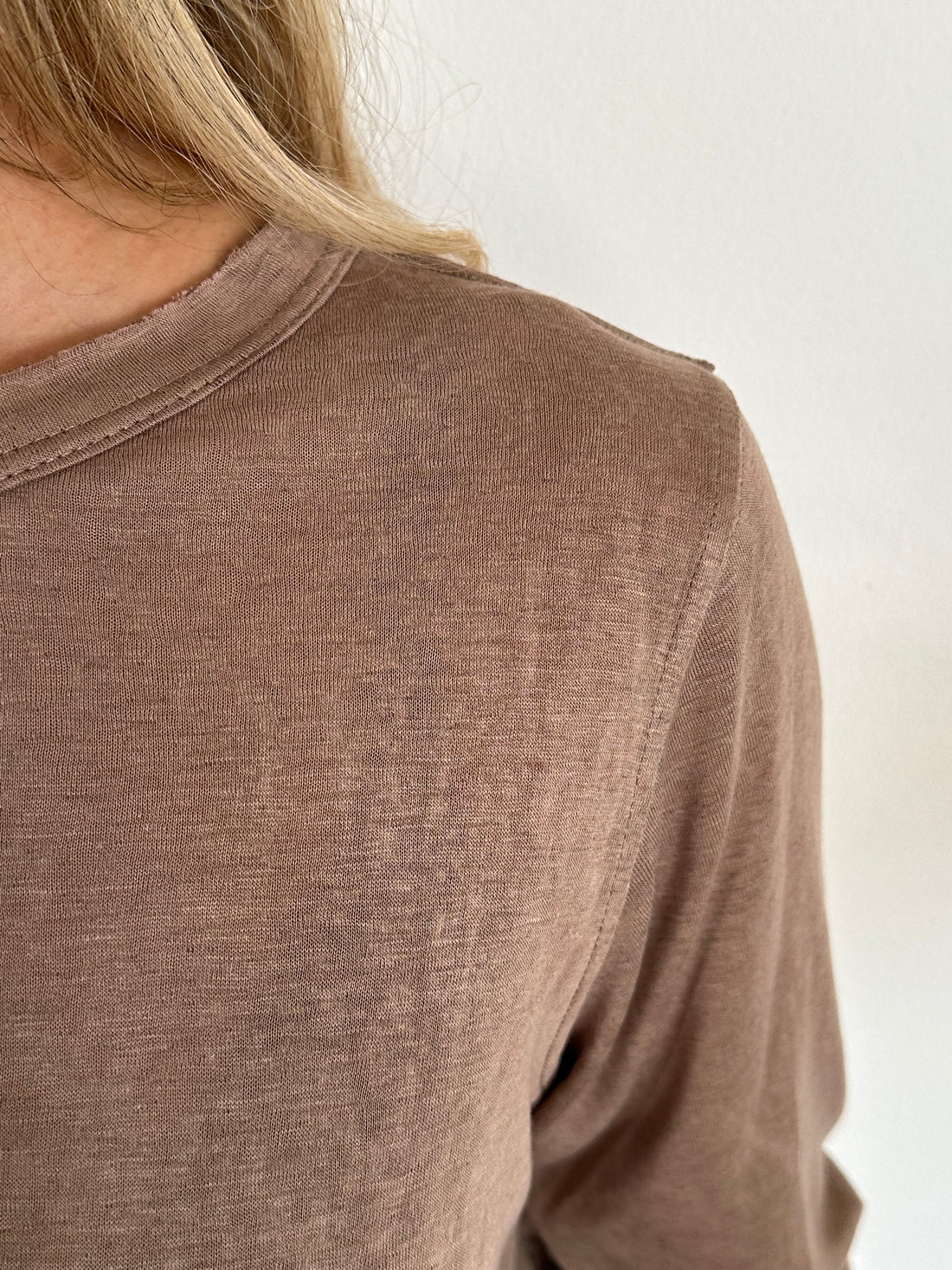 טי שירט EVA light brown